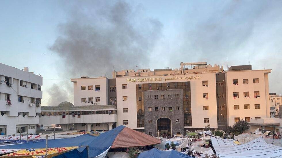 "حوّلوه لمركز اعتقال وتعذيب"... المرصد الأورومتوسطي يدين إقتحام العدو مستشفى الشفاء