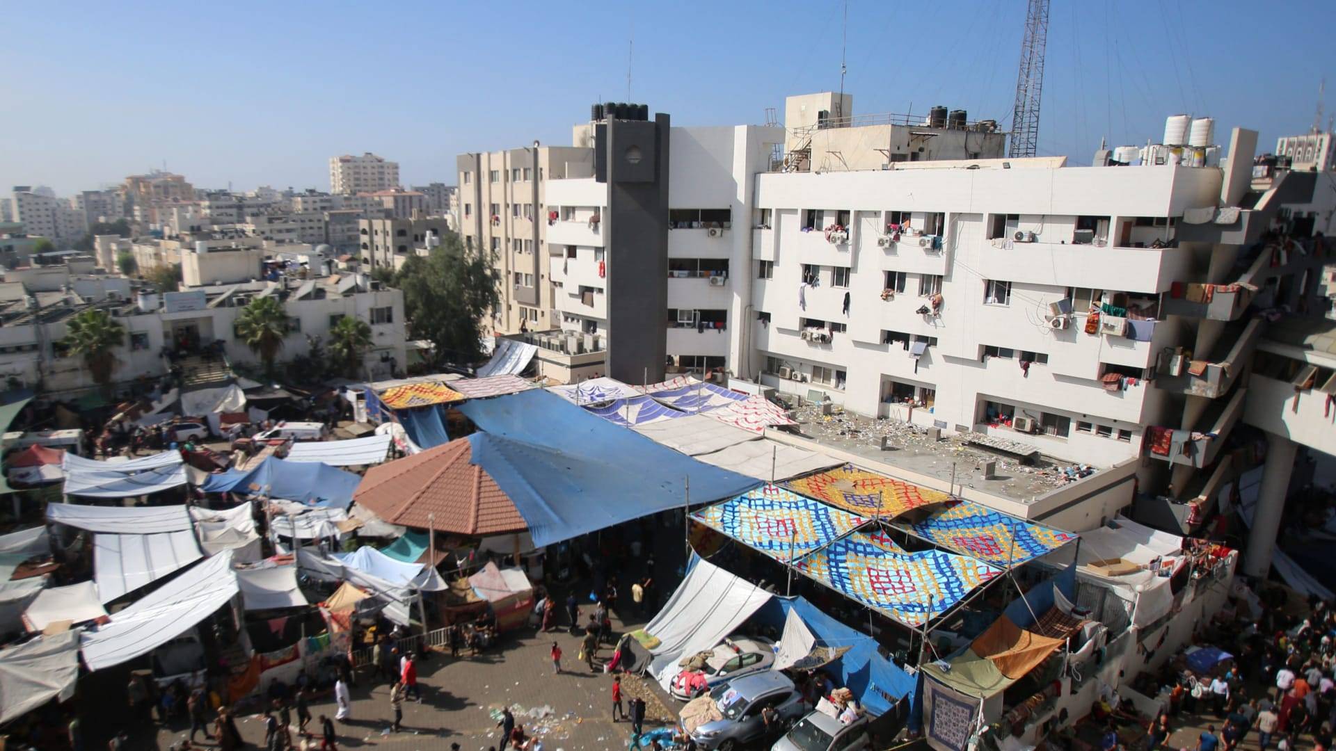 "الإحتلال يطلق النار على كل شيء يتحرك"... مدير مستشفى الشفاء: وفاة كل مرضى العناية المركزة