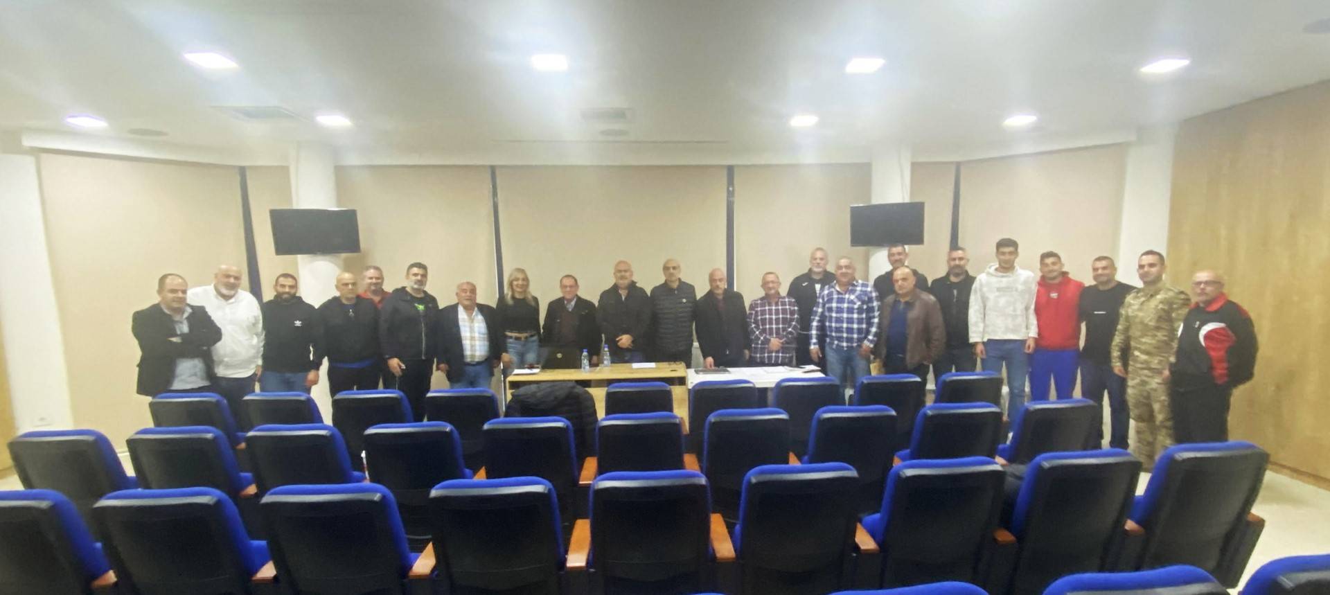 اجتماع تنسيقي بين اتحاد الكرة الطائرة وممثلي ومدربي أندية الدرجة الأولى