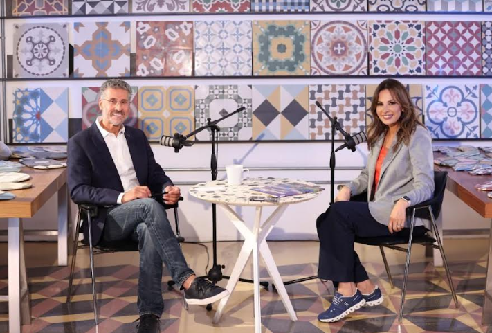 مكسيم شعيا لـ جومانة بو عيد: هناك جثث كثيرة على طريق القمة لجبل ايفيرست!
