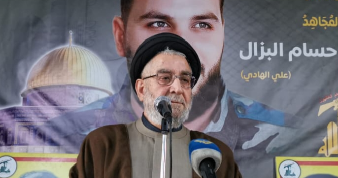 حزب الله: مهما تمادى العدو "الإسرائيلي" في جرائمه
سينهزم أمام مشهد أشلاء الأطفال والنساء وثبات المقاومين