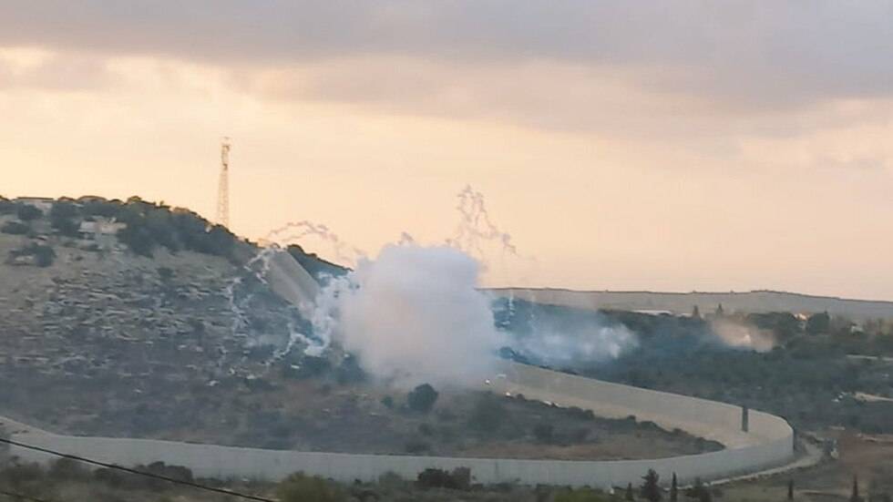 فيديو يظهر استهداف المقاومة لمواقع العدو "الإسرائيلي" على الحدود مع شمال فلسطين المحتلة