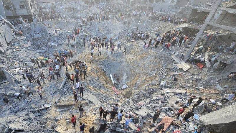 "إسرائيل" ألقت قنبلتين تزن الواحدة 900 كيلوغرام على جباليا في 31 تشرين الأول