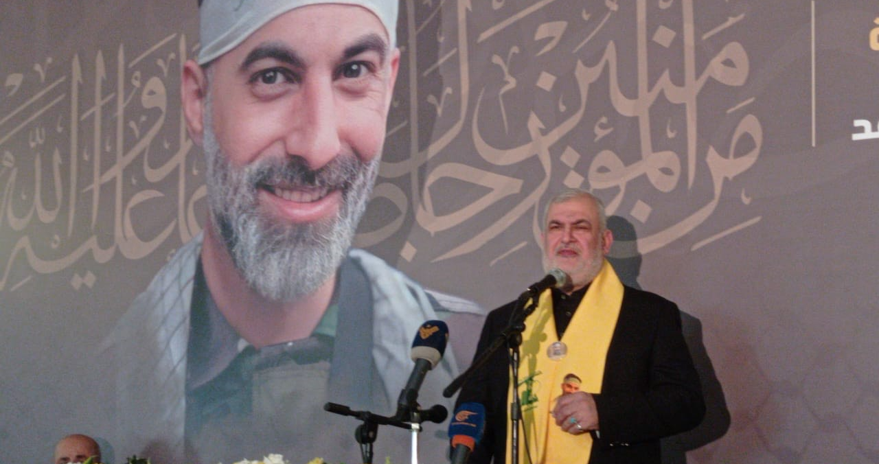 حزب الله أقام احتفالاً تكريمياً للشهيد عباس محمد رعد
قاسم: المقاومة لا يمكن أن تهزَم وستتوالى الانتصارات
رعد: نأمل أن تكون شهادته فرصة للمّ الشمل الوطني