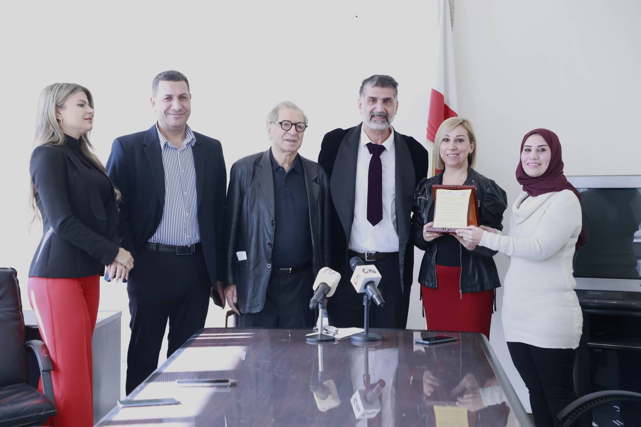 رئيس المجلس الوطني للإعلام ورئيسة الجمعية اللبنانية للتجديد التربوي يكرمان تلفزيون مريم الفضائي