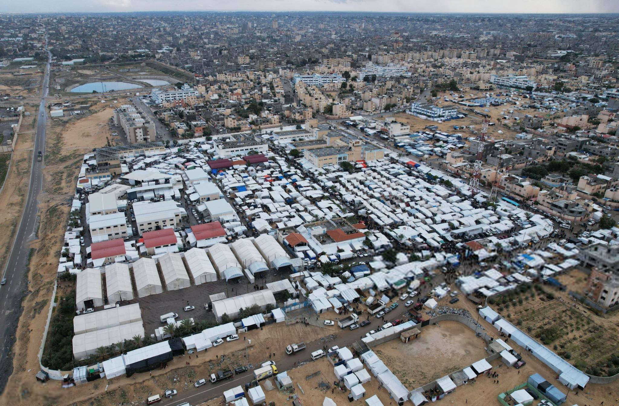 قلق في «إسرائيل» من انعكاس الإخفاق الميداني في غزة على الجبهة مع حزب الله
لودريان يُضيف الـ 1701 الى مُهمّته... و«الثنائي»: ما قبل الطوفان غير ما بعده
التسوية مُعلّقة بانتظار نتائج الحرب... والمقاومة لن تقدّم إجابات حول «اليوم التالي»
