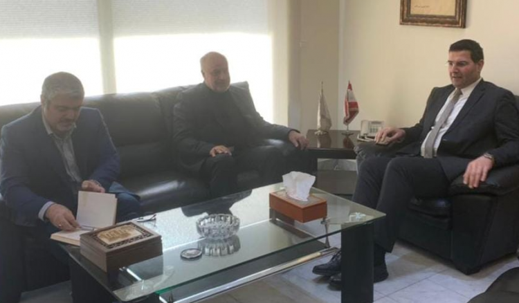 وزير الزراعة والسفير الإيراني وضعا

آلية تعاون زراعي بين البلدين