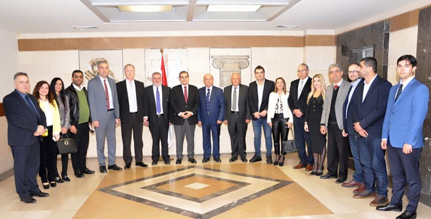 الحسن استقبل كرياكوس ومهنئين
واكد أهميّة التعاون والعيش الواحد