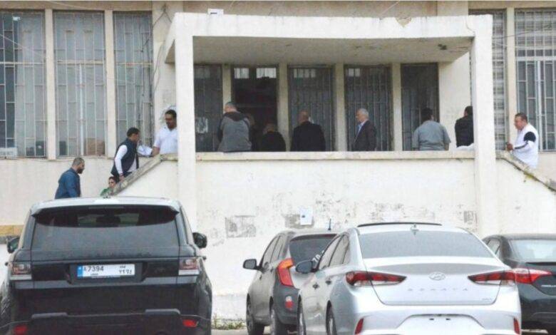 في صيدا.. ركن سيارته أمام مبنى "النافعة" ليلا ليتفاجأ بسرقتها في الصباح