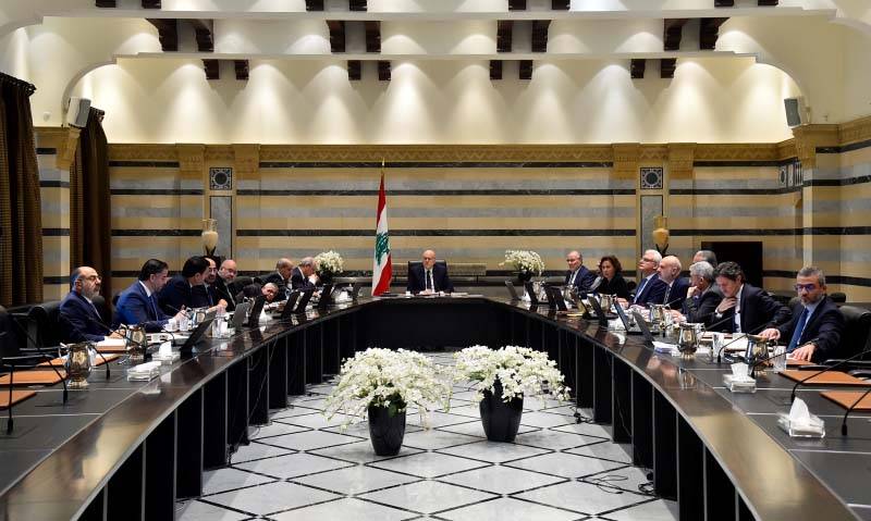 اجتماعات مباشرة في الدوحة ومناقشة مسودة اتفاق لوقف النار؟
زيارة لودريان استطلاعية... وجنبلاط: لننتخب اي كان ونخرج من الدوامة
