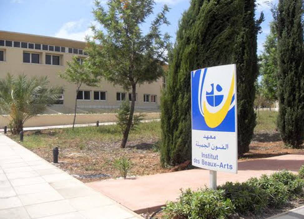 متعاقدو الفنون الجميلة يلوحون بالإضراب الشامل