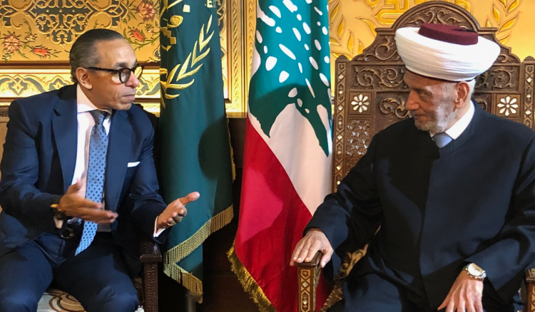 سفير مصر زار دريان وجنبلاط
وشدّد على متانة العلاقات بين البلدين