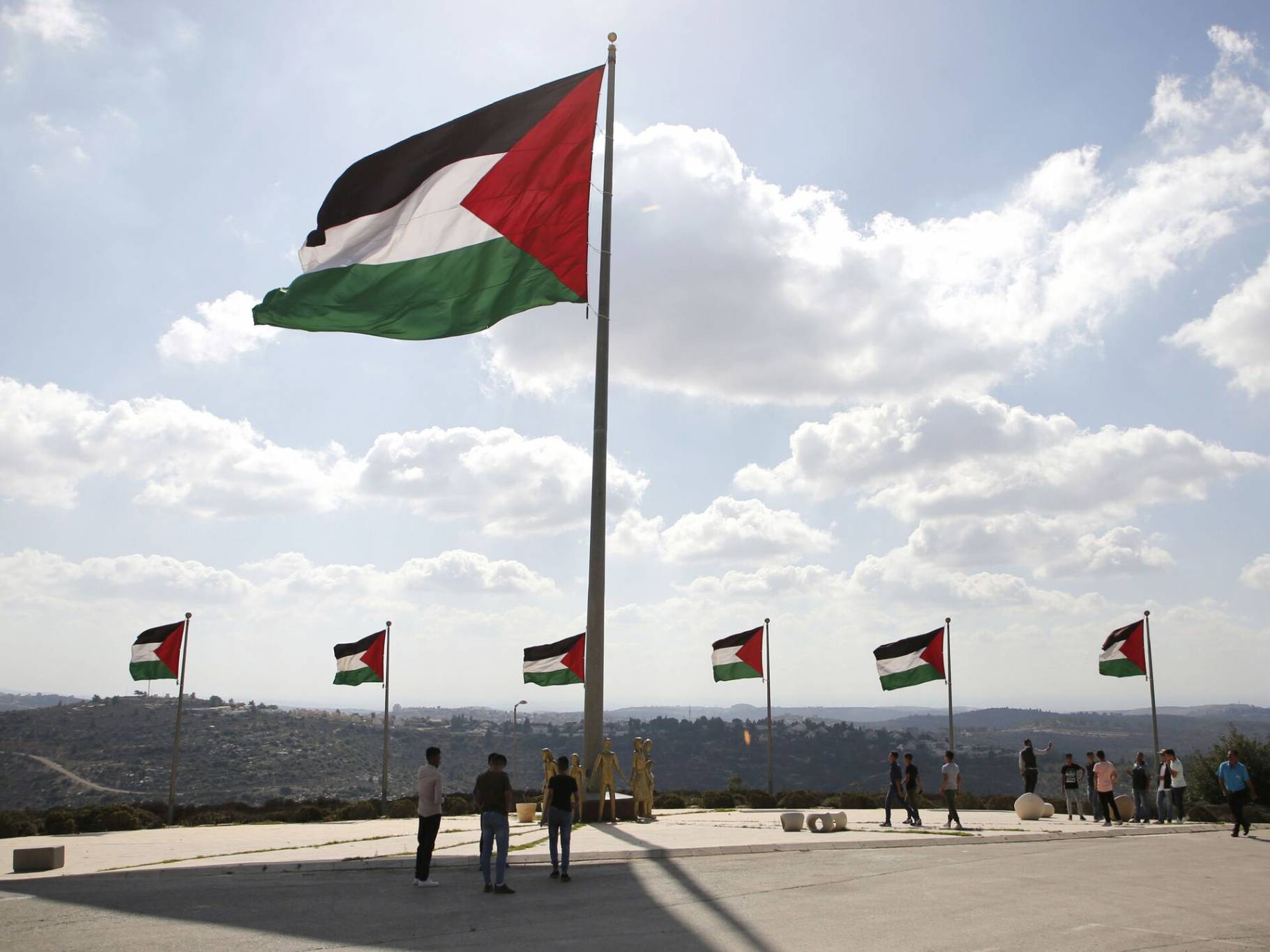 الرئاسة الفلسطينية: اقتطاع "إسرائيل" الأموال المخصصة لغزة جريمة حرب