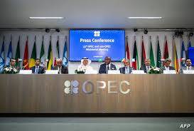 الأمين العام لأوبك يدعو إلى رفض أي اتفاق
يستهدف الوقود الأحفوري بدلا من انبعاثات الغازات