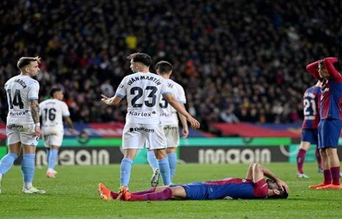 جيرونا يكتب التاريخ  على حساب برشلونة وينفرد بالصدارة