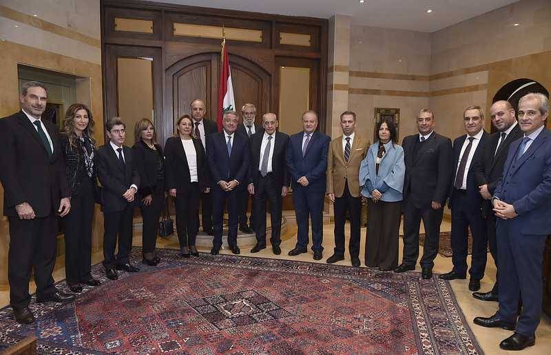 بري: الظرف يُلزم الجميع تحمّل المسؤوليّة
والمسارعة من أجل انتخاب رئيس للجمهوريّة