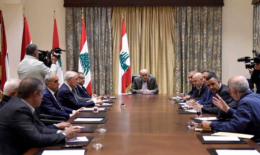 بري : لإلزام "إسرائيل" وقف انتهاكها لـ "1701 "
و لن نقبل بمحاولة تعديله تحت أيّ ذريعة