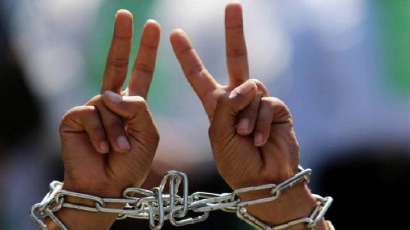 كم بلغ عدد المعتقلين في الضفة الغربية منذ 7 تشرين الأول؟
