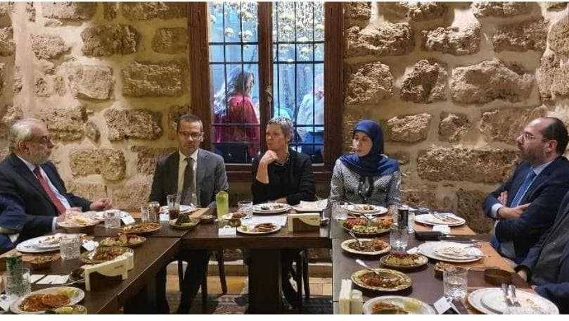لقاء بين سفيرة الاتحاد الأوروبي ونواب