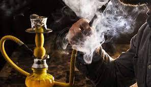 بالرغم من تراجع استيراد تنباك النرجيلة... حجم الاستهلاك لم يتأثر والأسعار ارتفعت 100% والإنتاج المحلّي "مولّع"!
40,3% من المراهقين الذكور يدخنون النرجيلة مقابل 29,8% من الإناث!