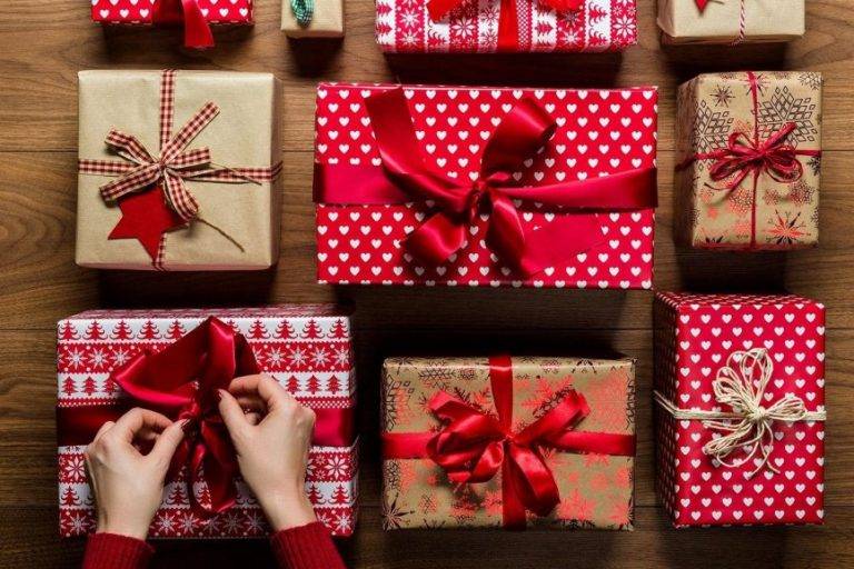 المانيا تحظر هدايا عيد الميلاد الروسية!