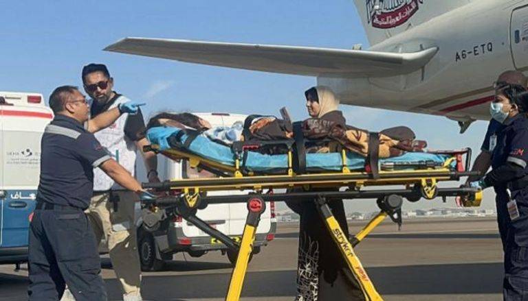 الإمارات تستقبل الدفعة السادسة من الأطفال الفلسطينيين الجرحى