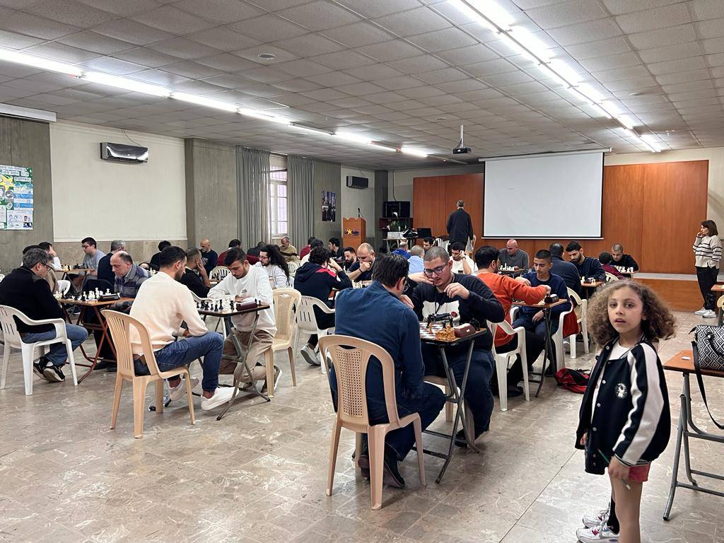 عضيمي بطل دورة الميلاد الـ24
للشطرنج في الفرير فرن الشباك