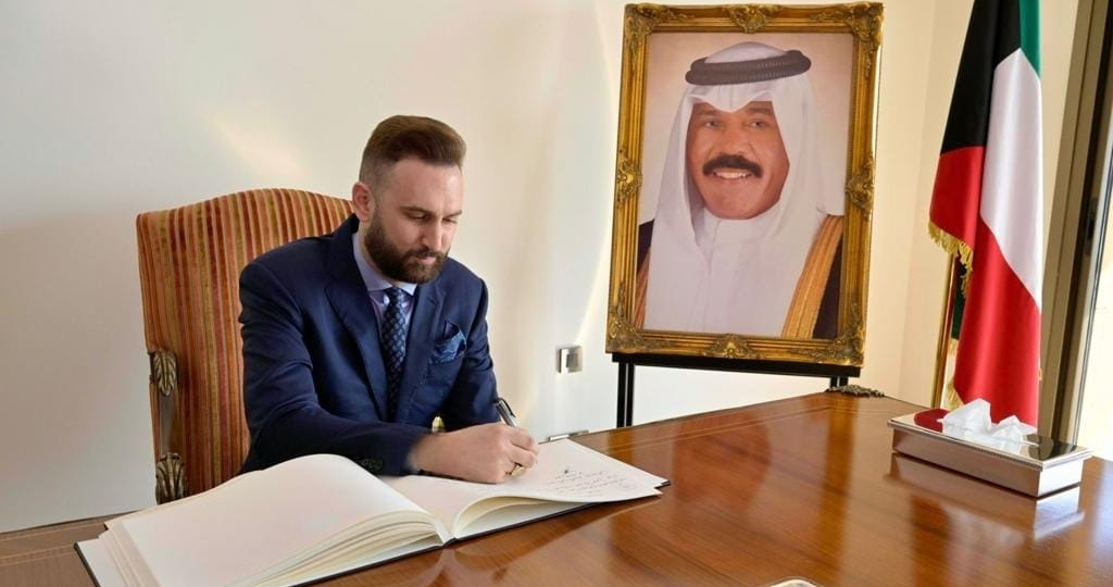 مواصلة الوفود السياسيّة والروحيّة
تقديم التعازي في السفارة الكويتيّة
