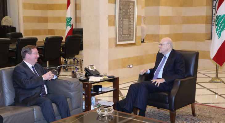ميقاتي وقع مراسيم ترقيات الضباط: الحكومة عازمة على اعطاء الموظفين كل الحوافز المالية