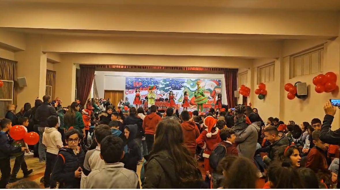 جمعية نبيه طعمه الانسانية تقيم احتفالا ميلاديا للأطفال في ضبيه