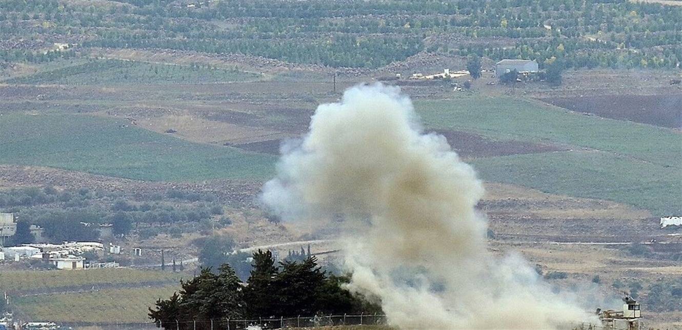 جيش العدو يستهدف منزلا ومدرسة في جنوب لبنان.. و"الحزب" يردّ
