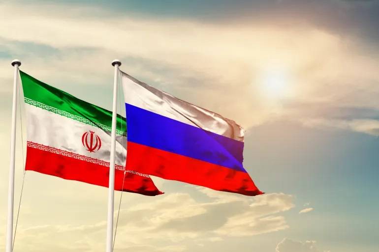 ربطتهما العقوبات الأميركية... روسيا وإيران تعتزمان التجارة بالعملة المحلية بدلاً من الدولار