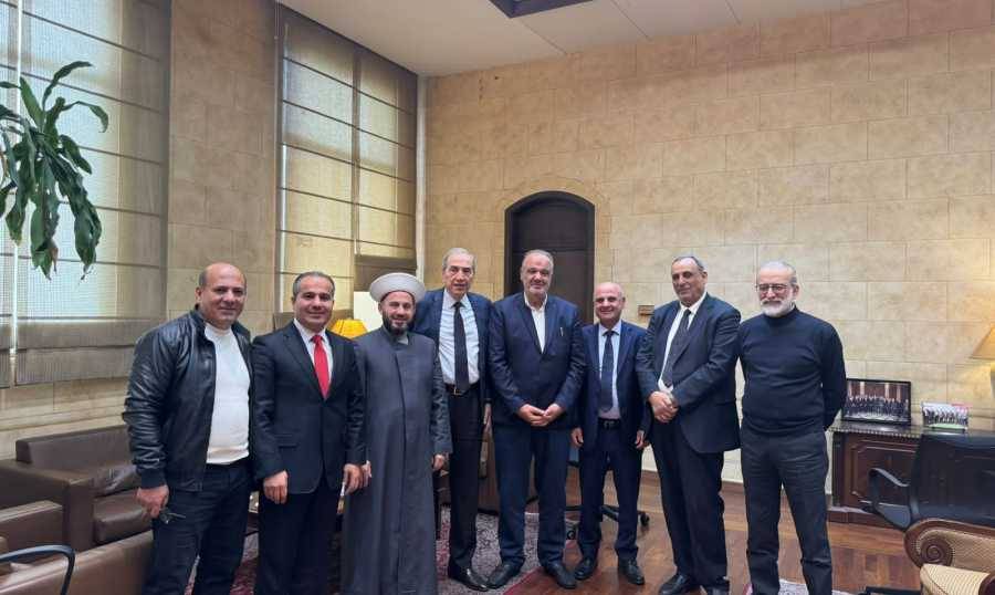 بوشكيان تابع مع مولوي والجسر والغزاوي
امكانات رفع مستوي الخدمات الصناعية في البقاع