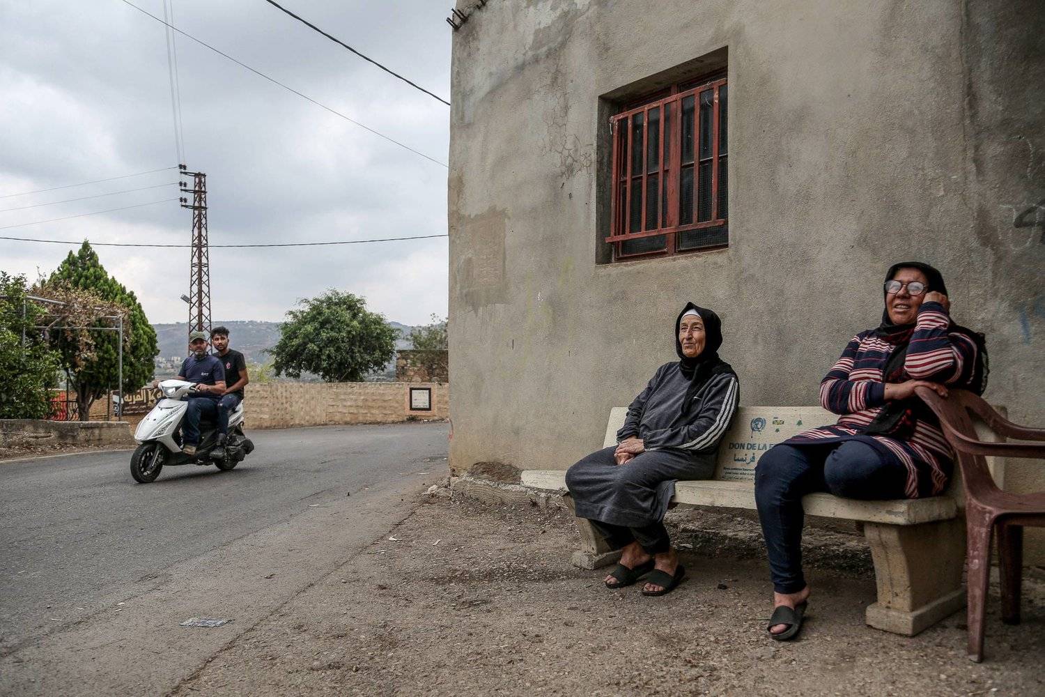 الهدوء الحذر يخيم على جنوب لبنان منذ الصباح