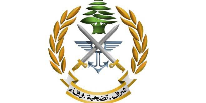 تجميد بطاقات تسهيل المرور الصادرة عن الجيش