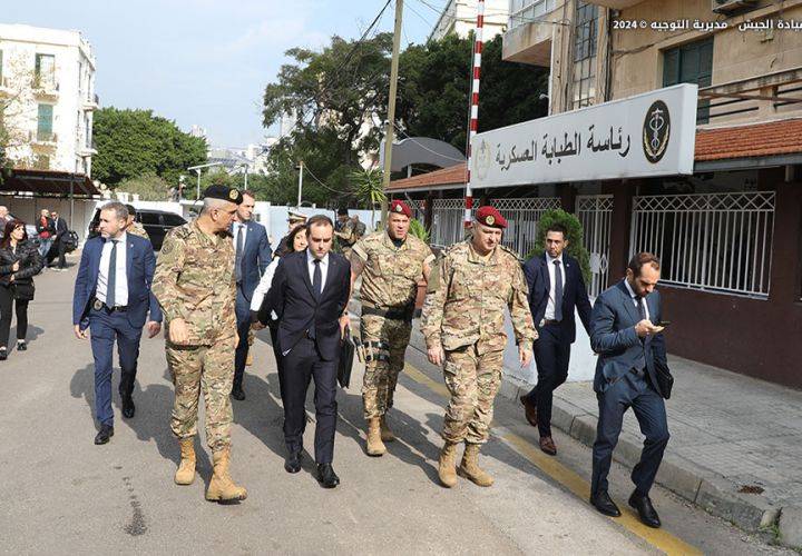قائد الجيش ووزير الجيوش الفرنسية يزوران الطبابة العسكرية