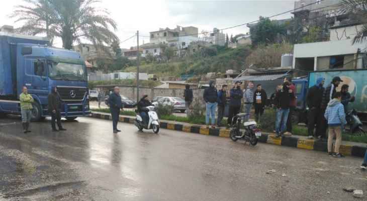 غابت الكهرباء... فقطعت الطريق احتجاجاً