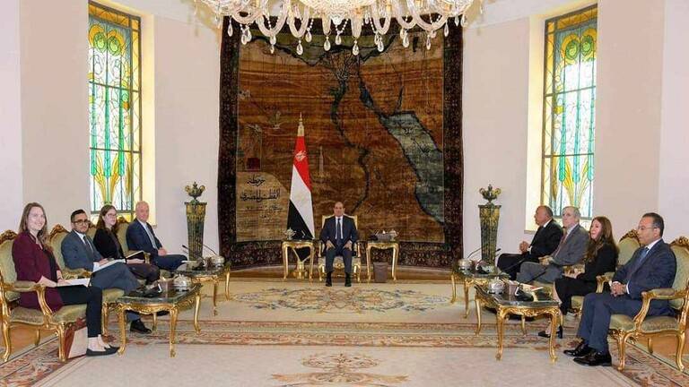 السيسي يستقبل وفدا أميركيا