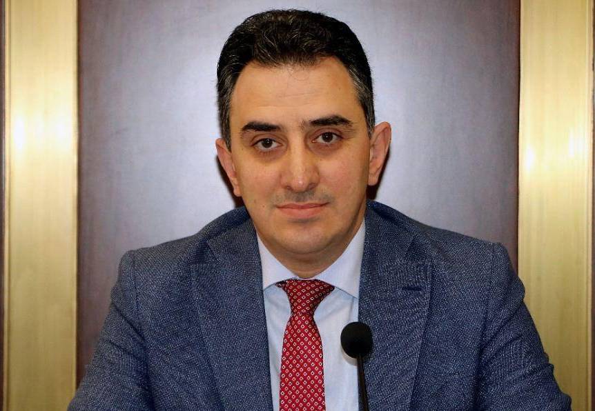 "إنجاز موازنة 2024 عنوان المرحلة وحراك رئاسي لبري قريباً"
الحاج لـ "الديار": الخرق الإسرائيلي للسيادة يستوجب ضابط إيقاع
عبر رئيس جمهوريّة وحكومة لتجنيب لبنان الحرب وتنفيذ الـ 1701
