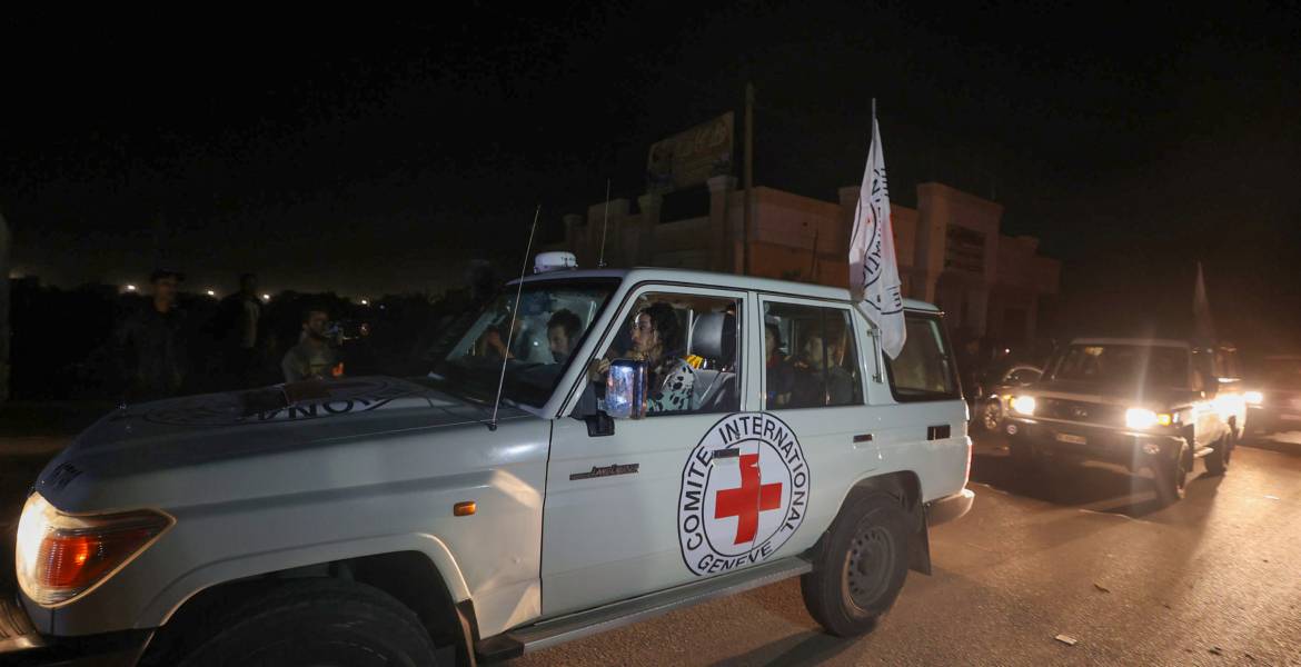 قطر تبلغ عائلات محتجزين في غزة بانّ مفاوضات صفقة التبادل أصبحت معقدة للغاية بعد اغتيال العاروري