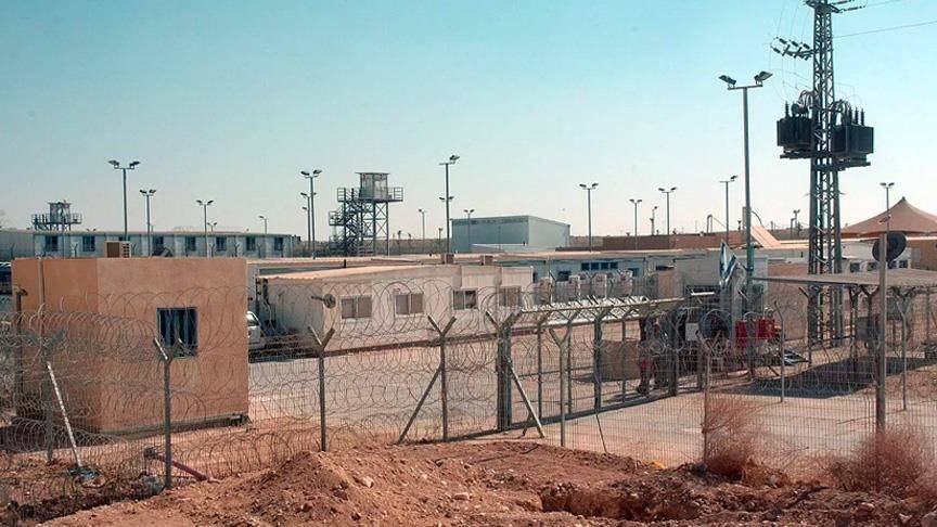 أسير فلسطيني: سجن النقب نسخة مطابقة لغوانتنامو وأبو غريب