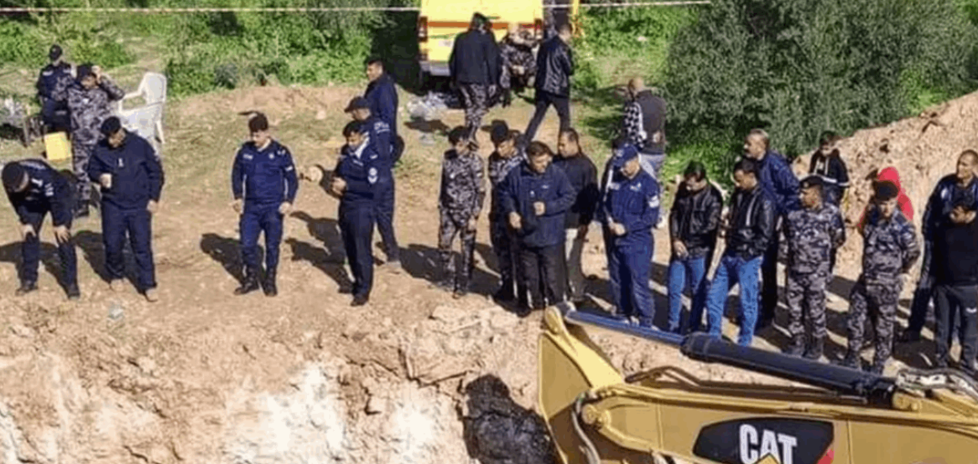 ابتلعته حفرة عمقها 27 مترًا.. ما حصل معه مُؤسف!