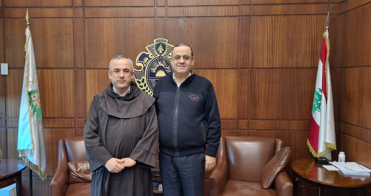 البيسري استقبل الأب عبود معايداً