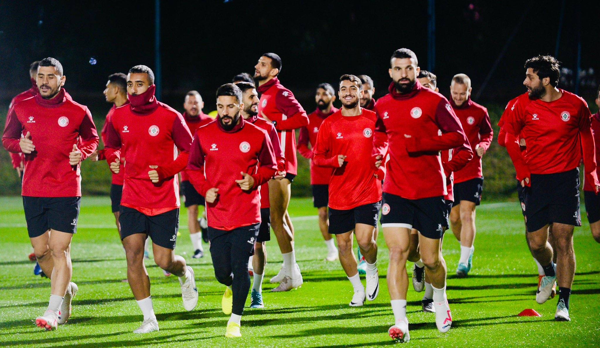 لبنان يستعد لمواجهة قطر في افتتاح أمم آسيا