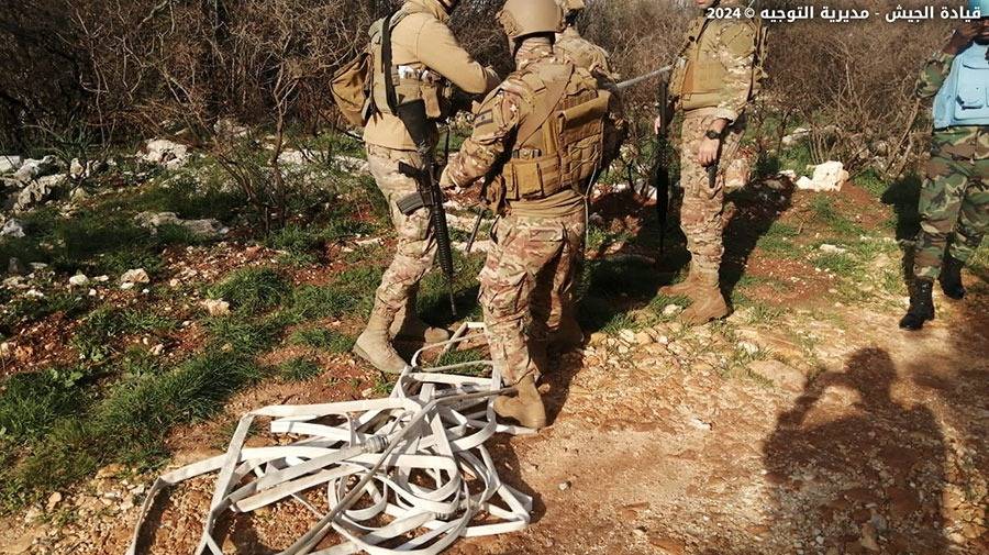 الجيش: عثرنا على 5 خراطيم لضخ مواد حارقة ممدودة من قبل العدو