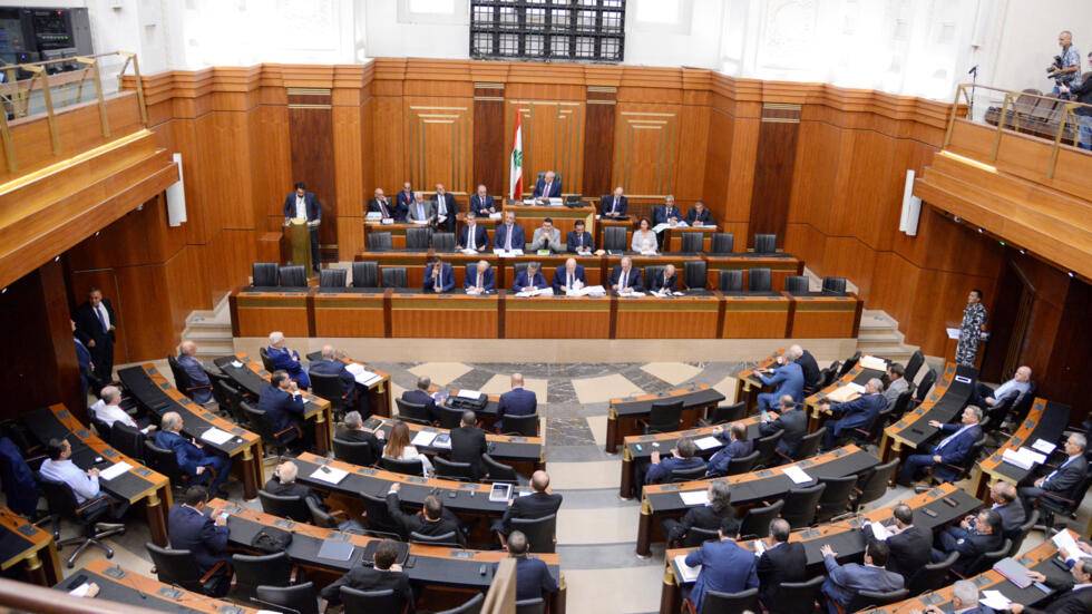 مصادر نيابية معارضة: بري لا يدعو الى جلسات إلا لانتخاب فرنجية
