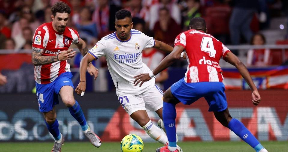 صدام ناري بين أتلتيكو وريال في دربي مدريد اليوم