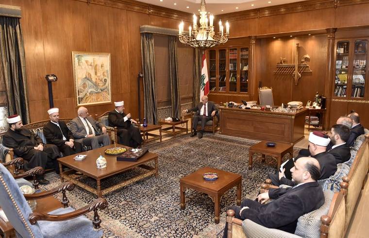 بري التقى عويدات وفهمي والمجلس العلوي
وتابع مع الخازن تطوّرات الاعتداءات الإسرائيليّة