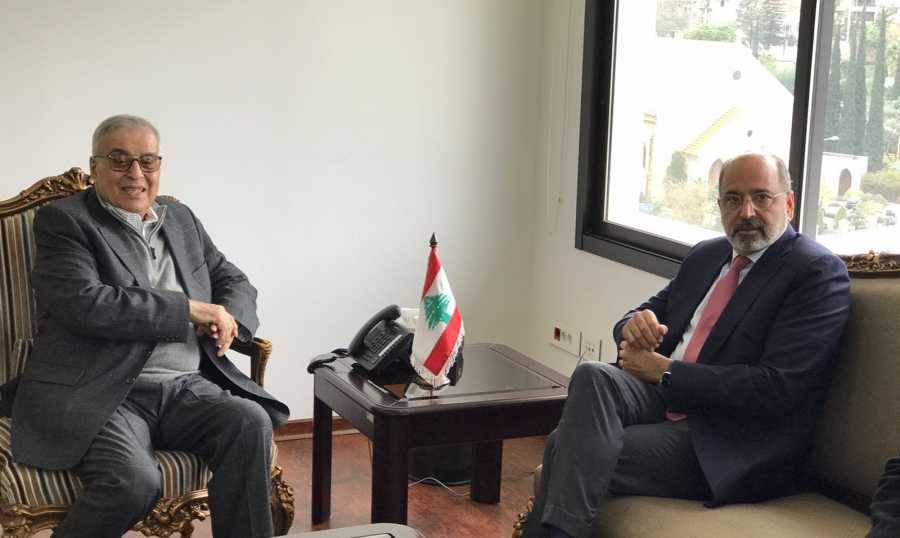 "على المجتمع الدولي تكثيف جهوده لضمان عودة آمنة للنازحين"
بوحبيب: لن تنعم المنطقة بالأمن والاستقرار
إلّا بحلّ عادل للقضيّة الفلسطينيّة
