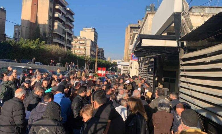 في "النافعة"... زحمة خانقة ومطالبات بمعالجة الوضع